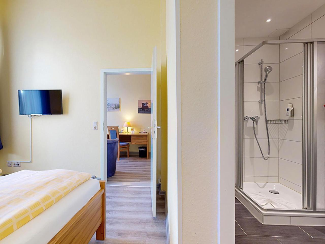 Hotel Graf Waldersee Borkum Zewnętrze zdjęcie