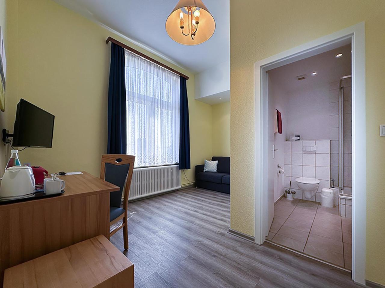 Hotel Graf Waldersee Borkum Zewnętrze zdjęcie