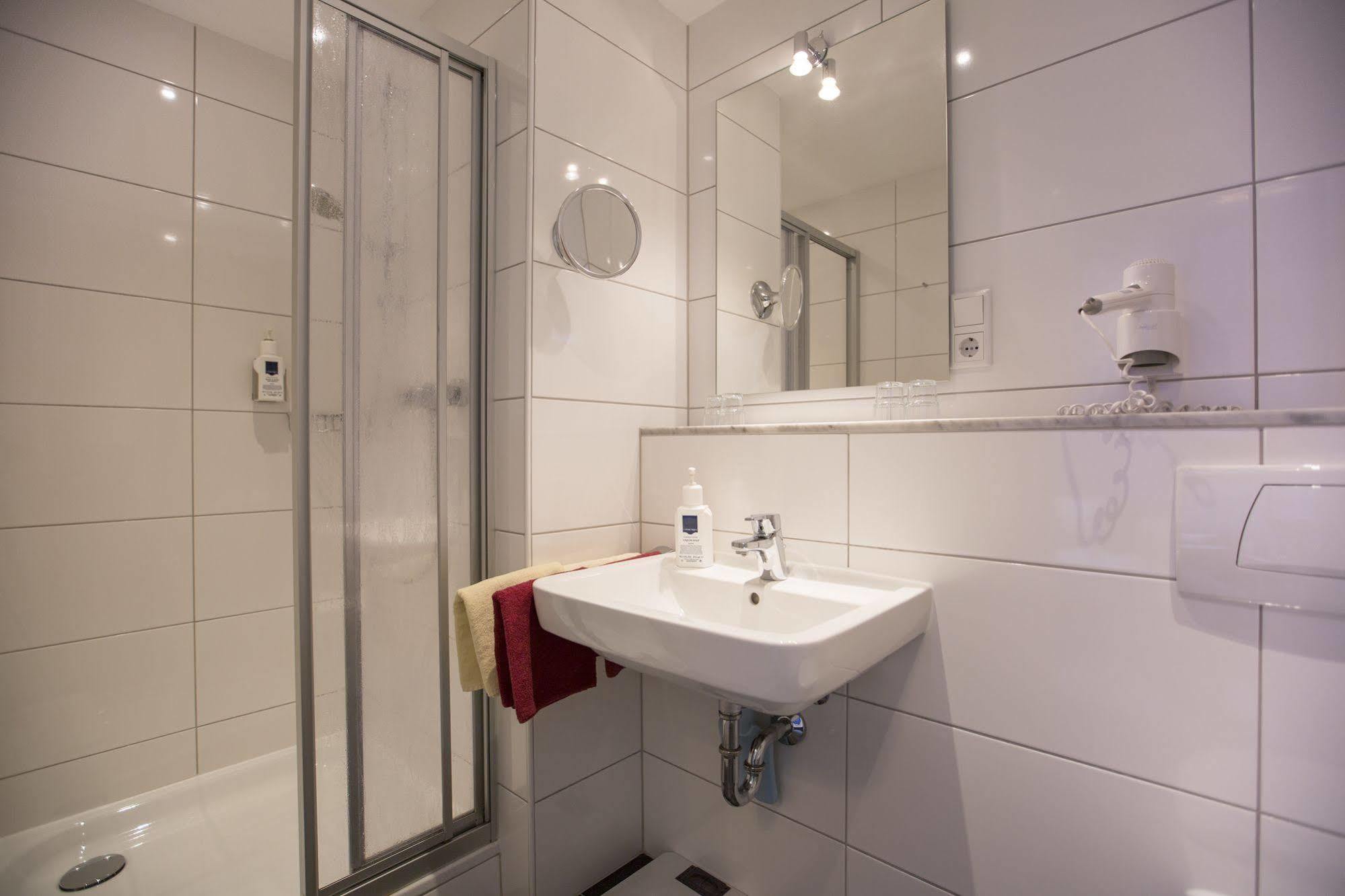 Hotel Graf Waldersee Borkum Zewnętrze zdjęcie